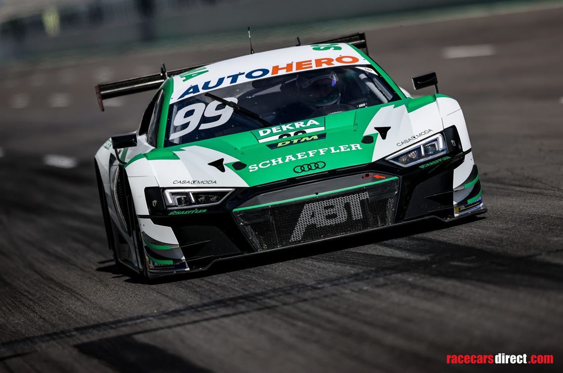 audi-r8-lms-gt3-steering-wheel