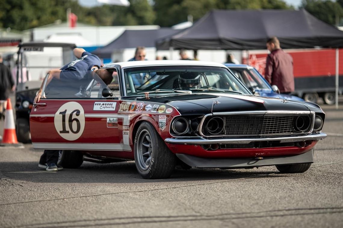 ford-mustang-boss-302-group-1-15-fia-specific