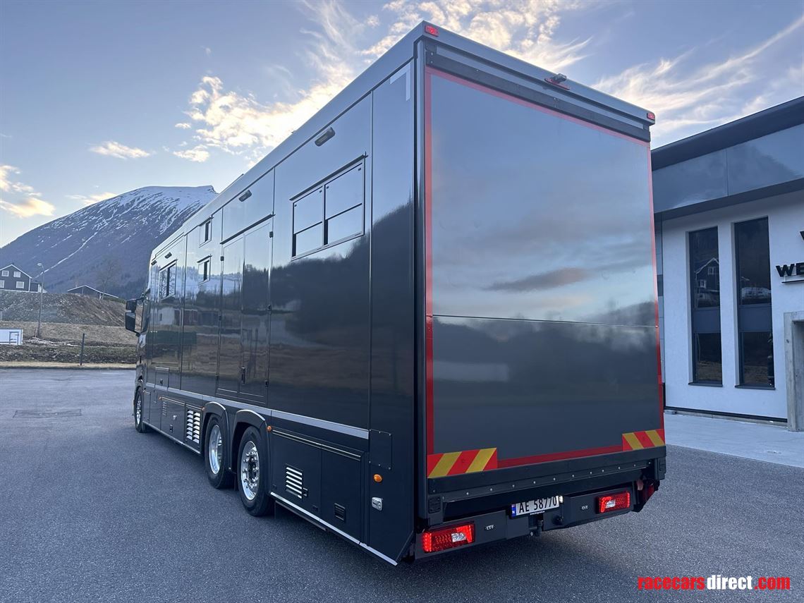 Racecarsdirect.com - STX Racing transporter w/large living - NEW PRICE