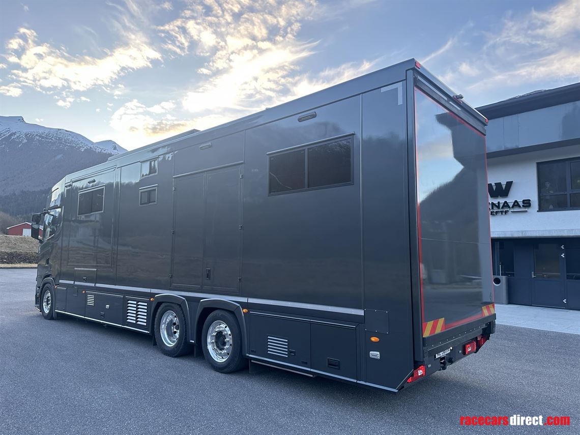 Racecarsdirect.com - STX Racing transporter w/large living - NEW PRICE