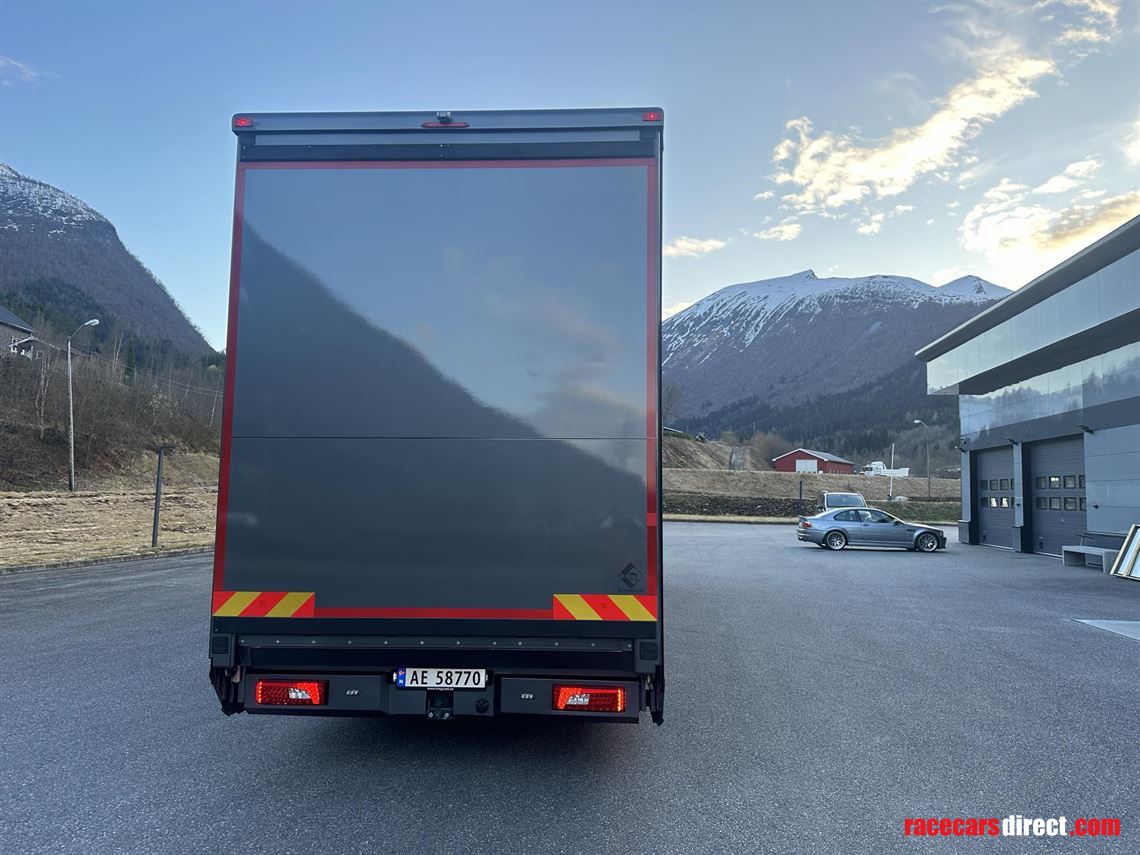 Racecarsdirect.com - STX Racing transporter w/large living - NEW PRICE