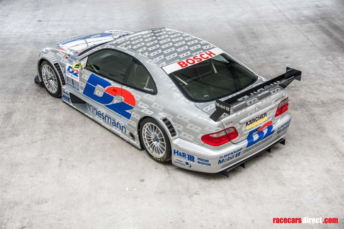 dtm-amg-mercedes-hwa-official-show-car