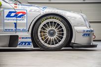 dtm-amg-mercedes-hwa-official-show-car