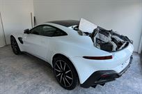 2020-aston-martin-vantage-gt4