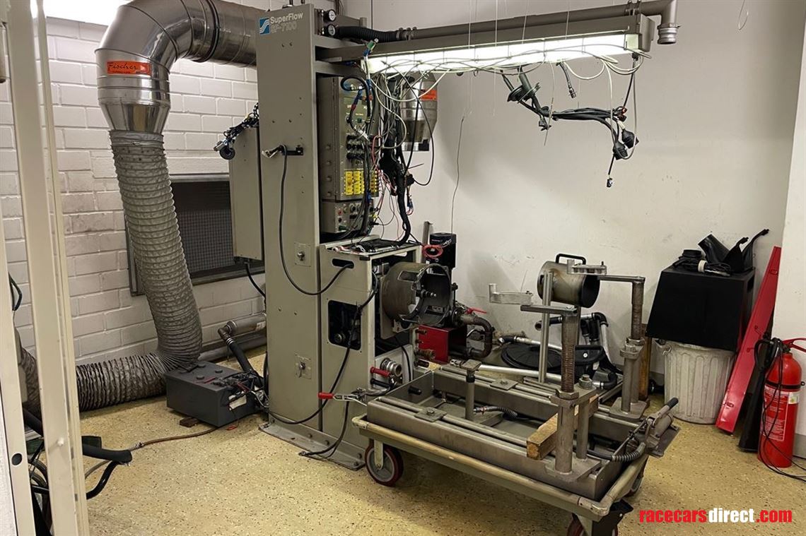Racecarsdirect.com - Superflow SF700 Engine Test Bench