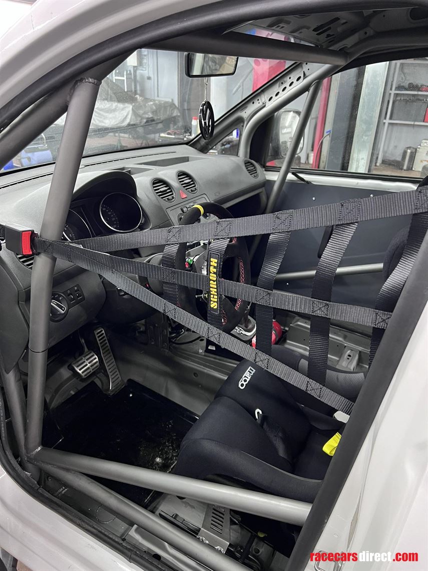 Racecarsdirect.com - Vw Caddy endurance prep