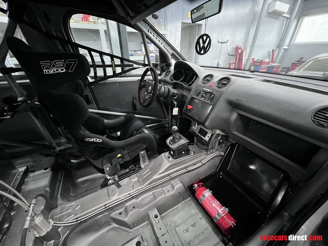 Racecarsdirect.com - Vw Caddy endurance prep