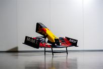 red-bull-f1-rb16b-display-nose-panel