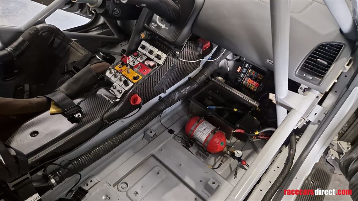 audi-r8-lms-ultra-gt3-from-2012