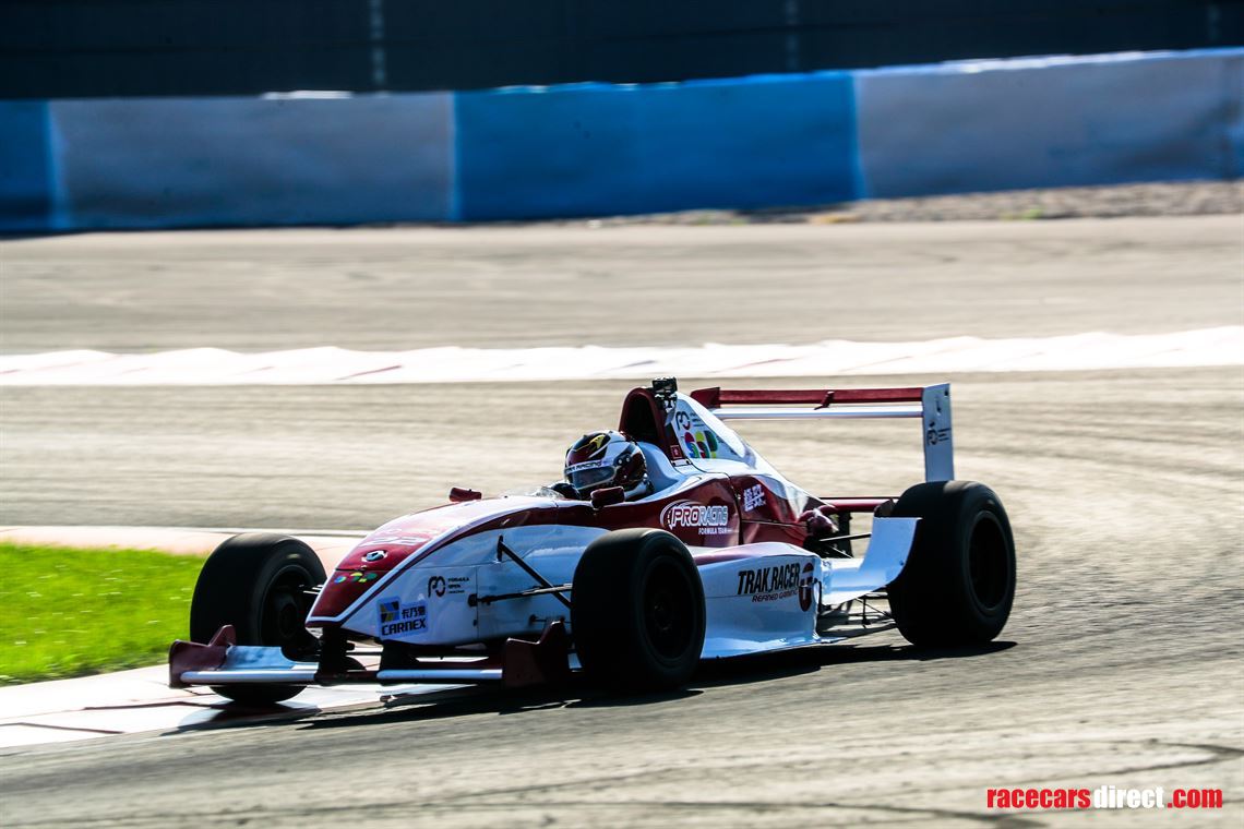 Formula Renault 2.0