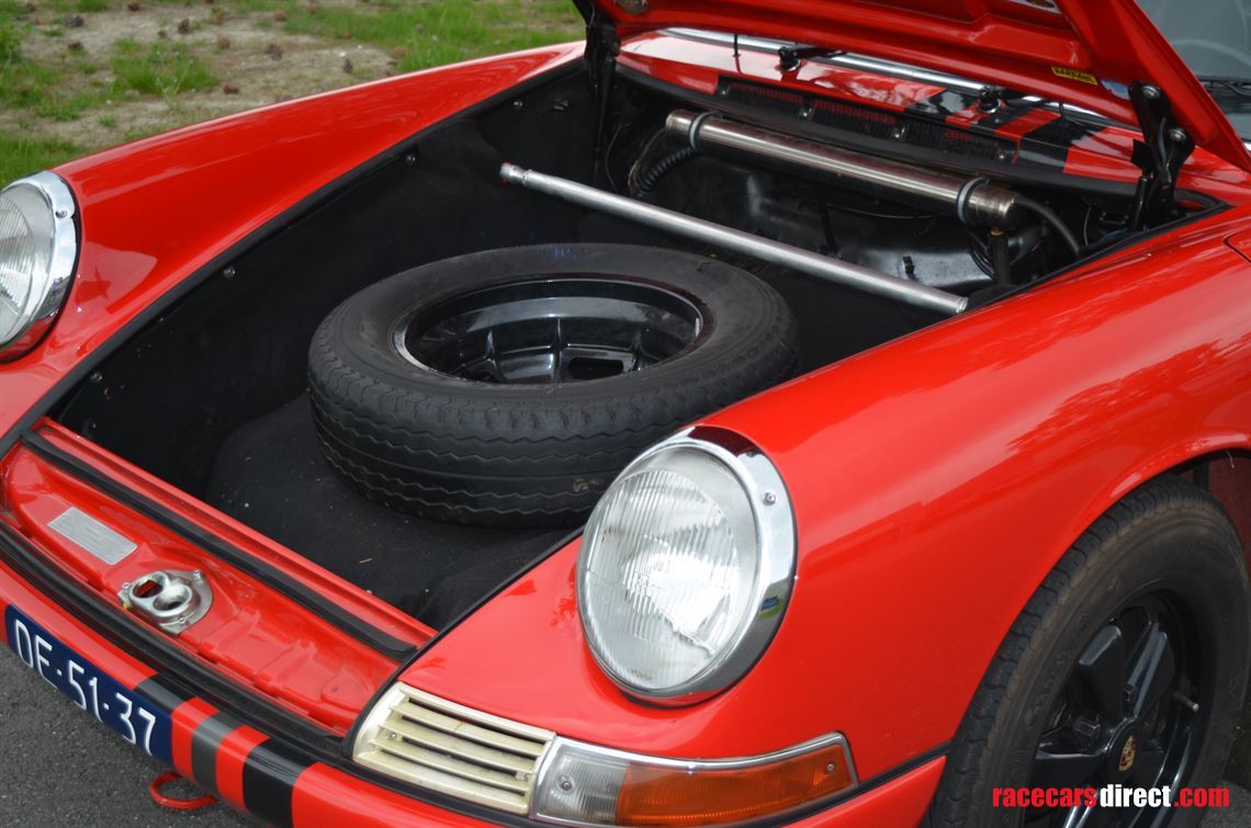 1967-porsche-911s-swb-rally-car