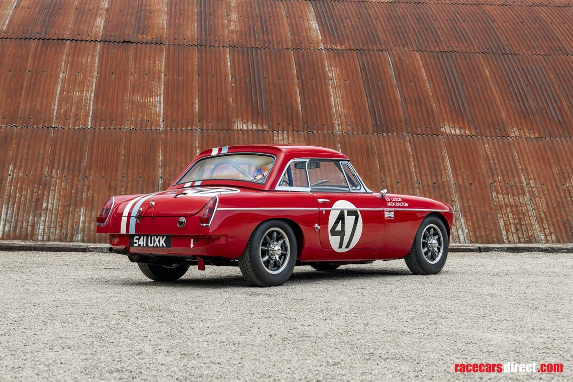 race-ready-icon-the-1964-mg-b-ex-works-sebrin