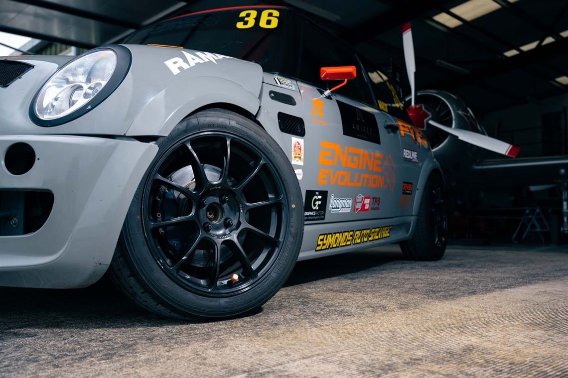 mini-r53-race-car