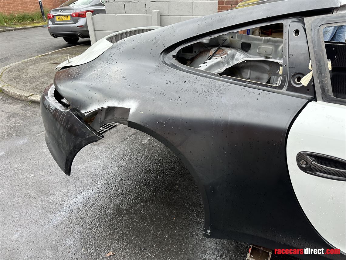 Racecarsdirect.com - Porsche 911 991 RSR Project chassis (Cayman based)