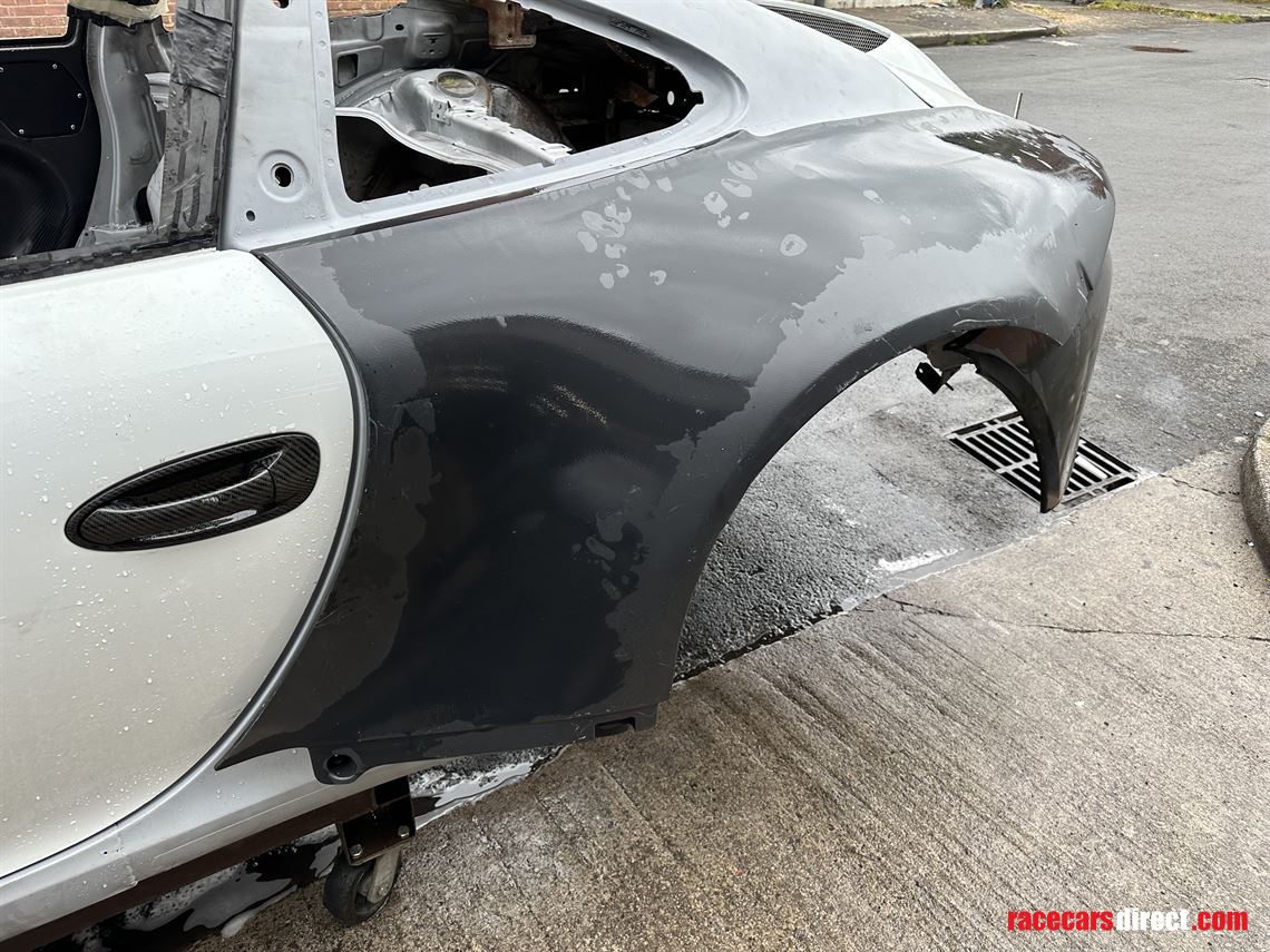 Racecarsdirect.com - Porsche 911 991 RSR Project chassis (Cayman based)