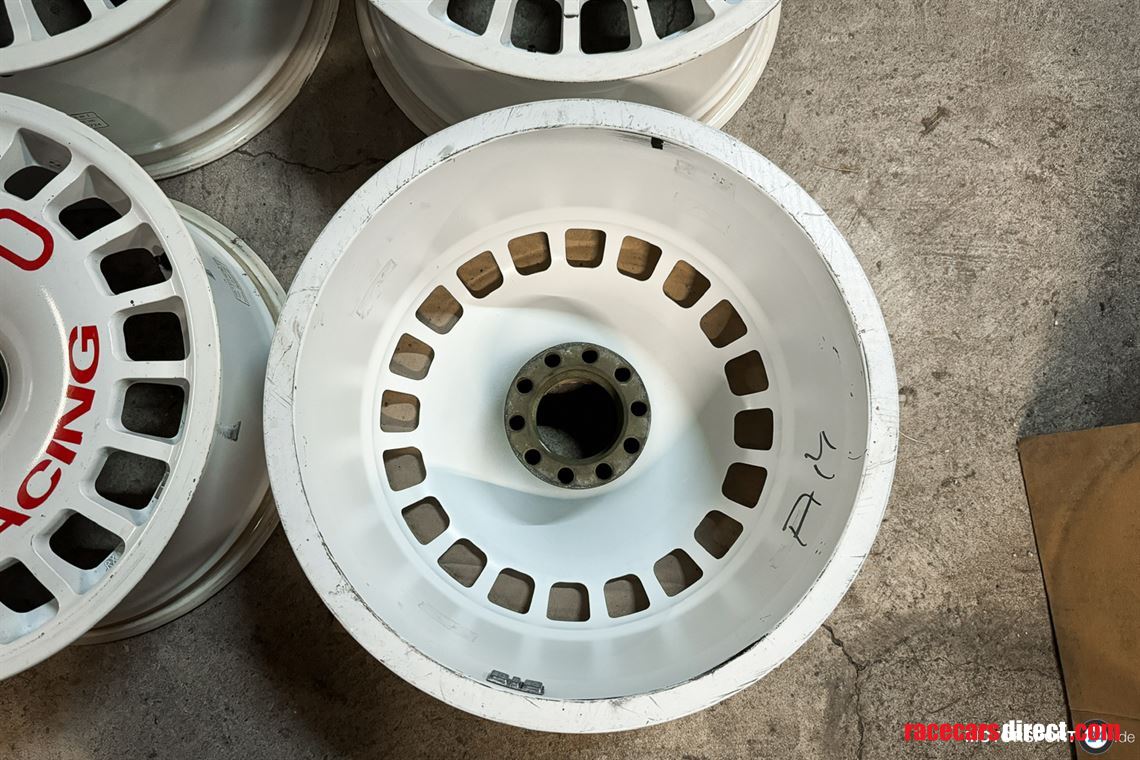 Racecarsdirect.com - OZ Racing Magnesium Wheels M3 E30 DTM