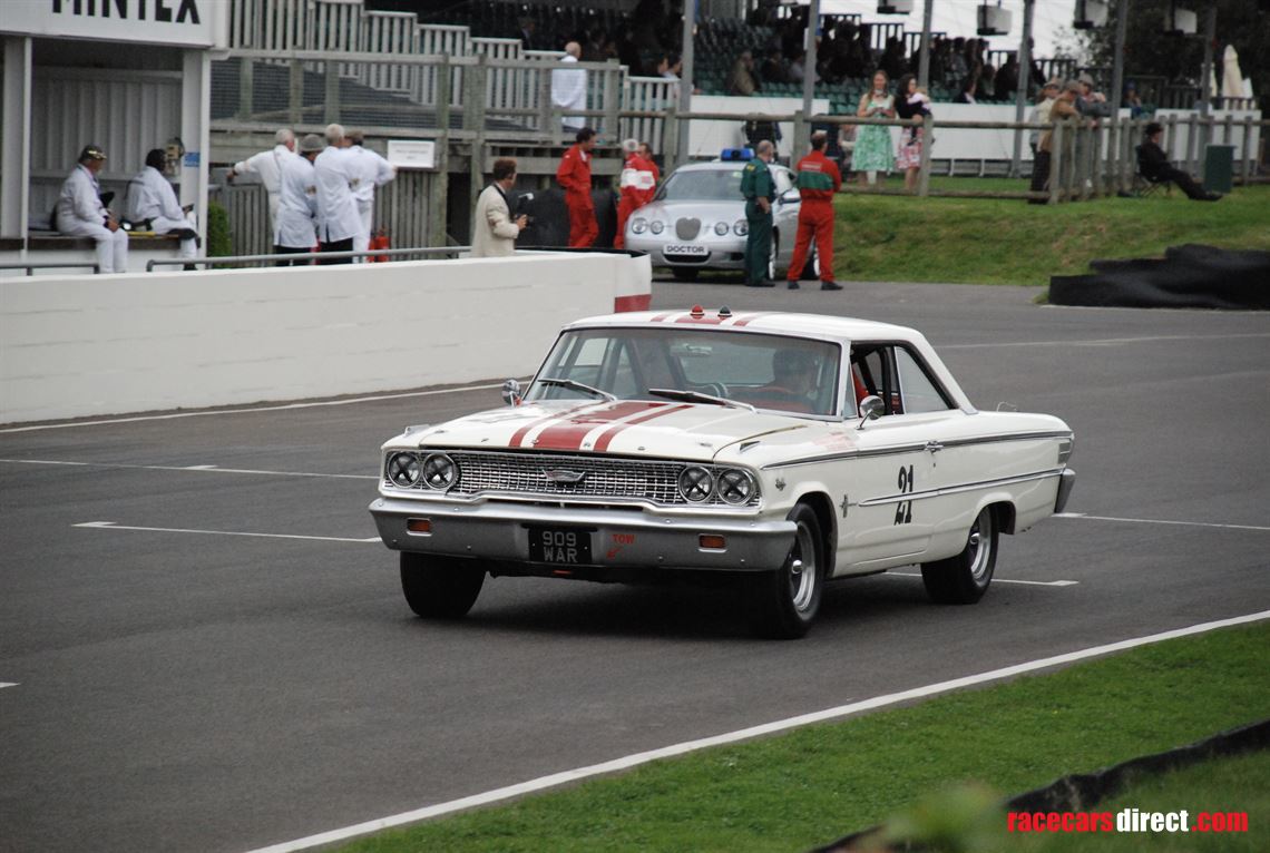 1963-ford-galaxie-500