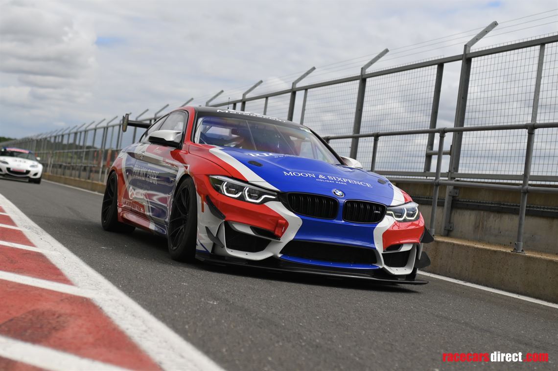 bmw-m4-gt4-evo-f82