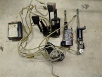 searching-porsche-gt1-parts-any-kind-teile-al