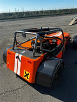lightweight-tiger-r6-race-car