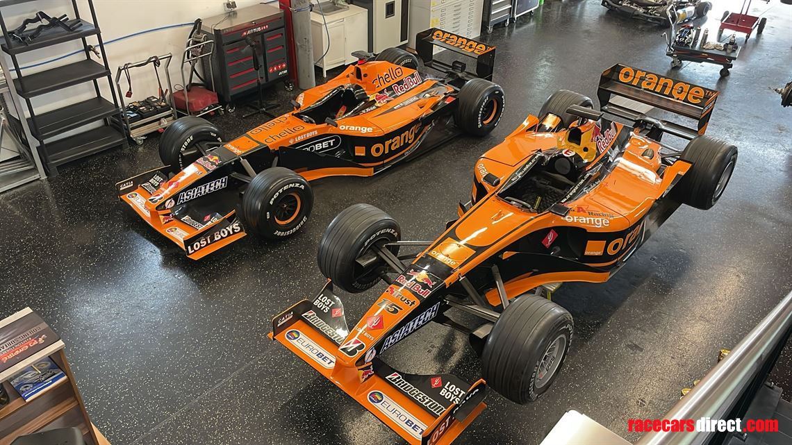 Racecarsdirect.com - F1 Arrows A22 No. 7and No.3