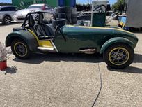 caterham-trackday-car-175bhp