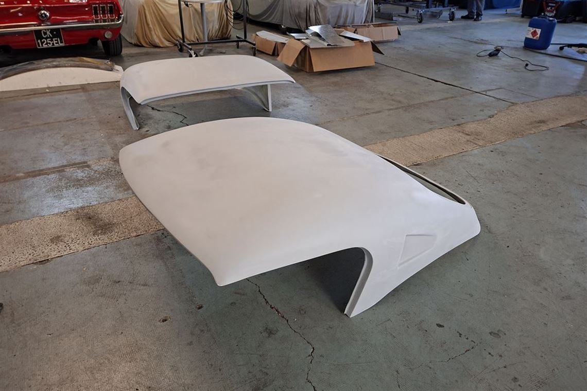 ac-cobra-fia-le-mans-hard-top