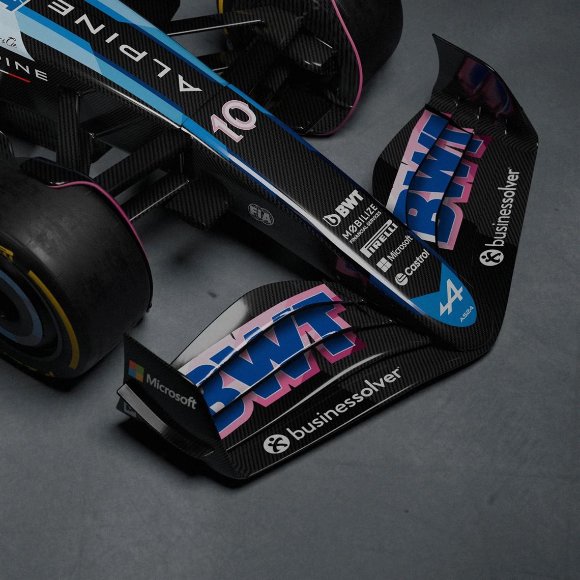 official-bwt-alpine-f1-team-a524-show-car