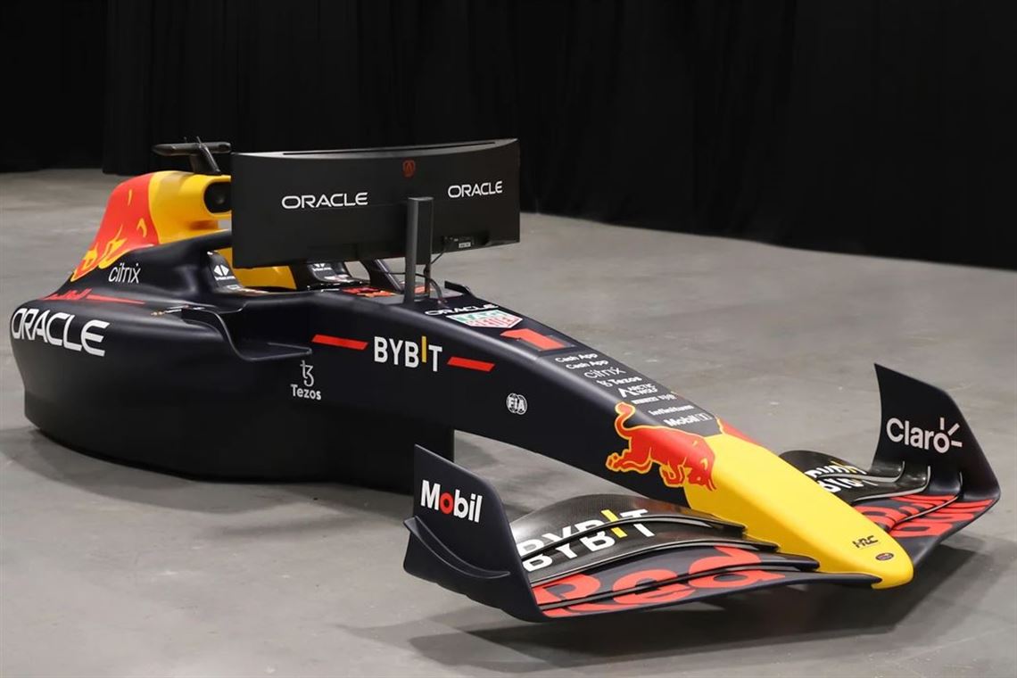 official-2022-oracle-red-bull-racing-rb18-f1