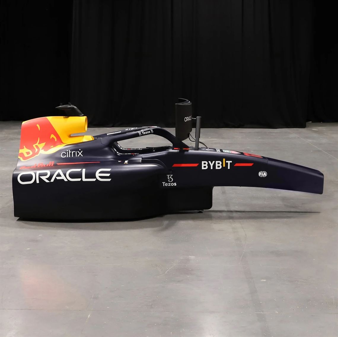 official-2022-oracle-red-bull-racing-rb18-f1