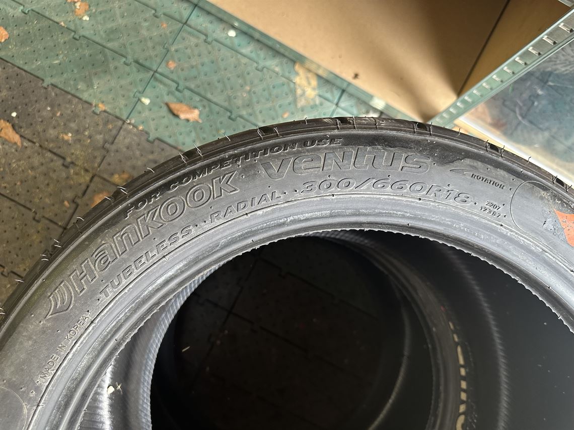 1-set-hankook-gt3-race-wet-tyres-300-660-18