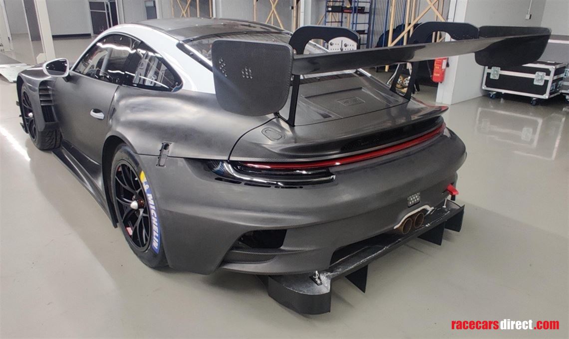 porsche-911-gt3r-992