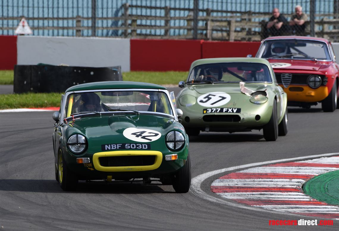 hrdc-historic-racing-drivers-club-race-meetin