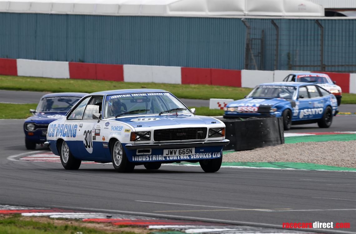 hrdc-historic-racing-drivers-club-race-meetin