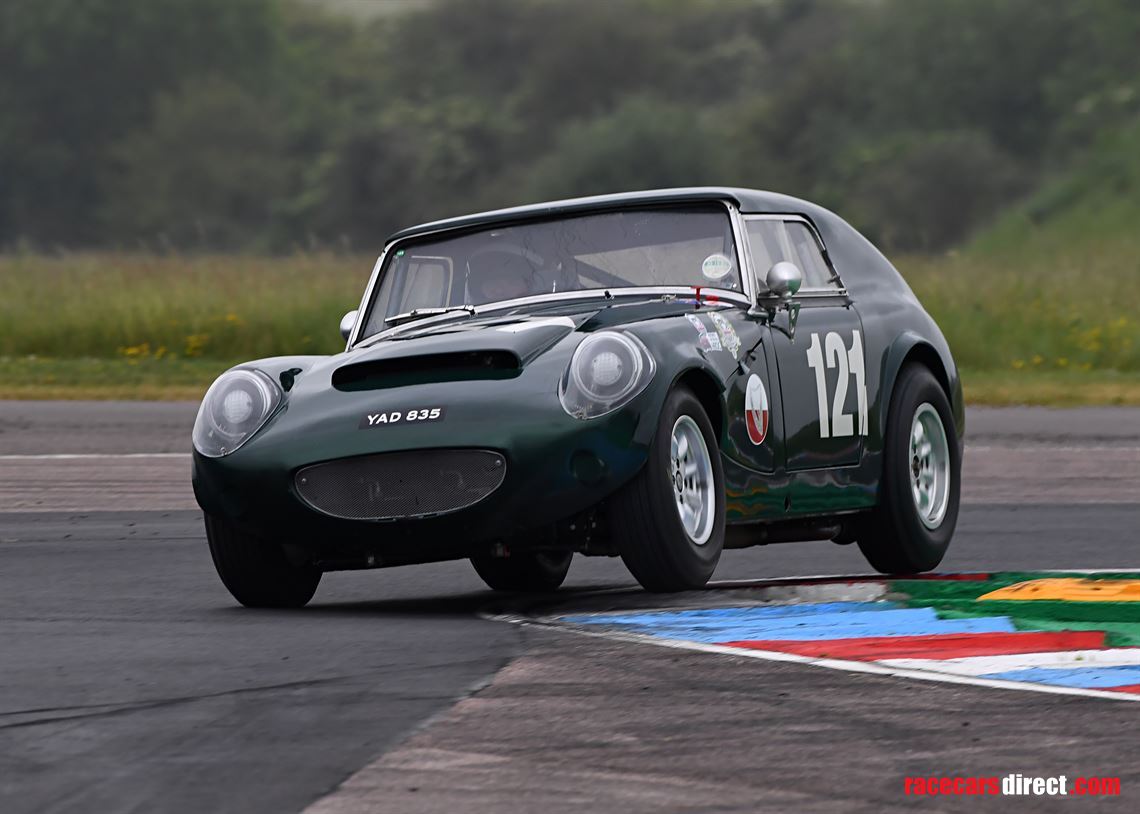 hrdc-historic-racing-drivers-club-race-meetin