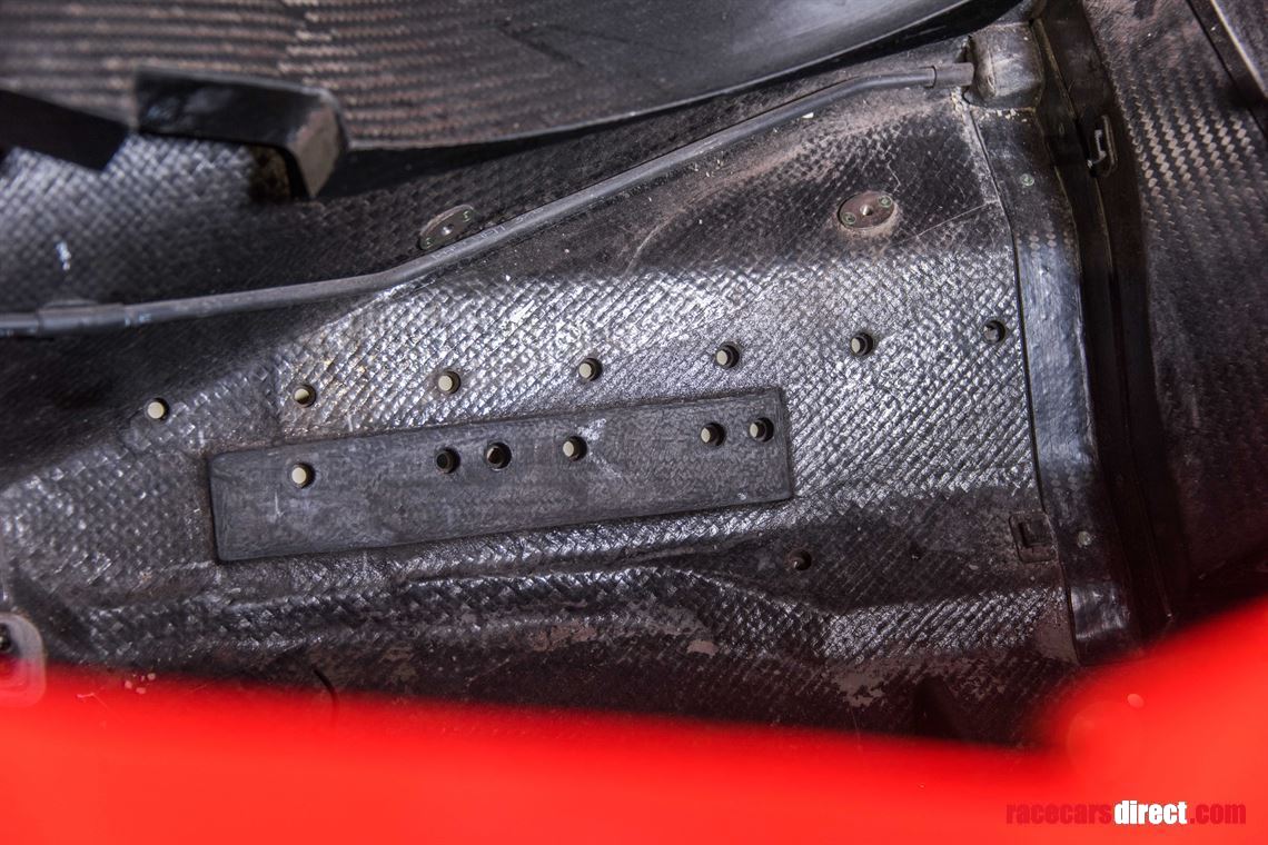 Racecarsdirect.com - F1 ORIGINAL FULL CARBON MONOCOQUE