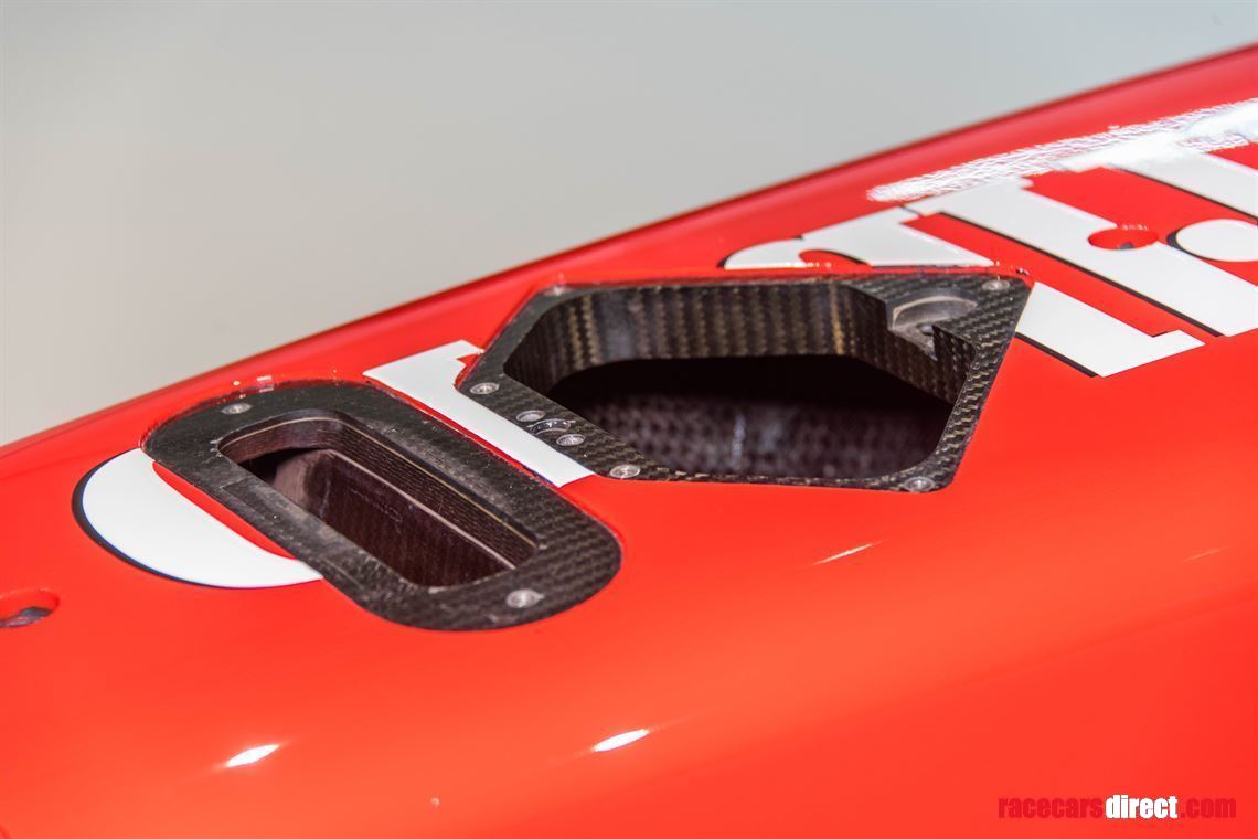 Racecarsdirect.com - F1 ORIGINAL FULL CARBON MONOCOQUE