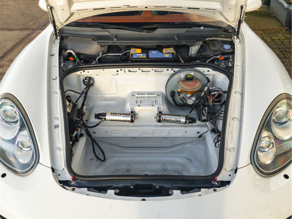 porsche-cayman-s-cup-pdk-racecar