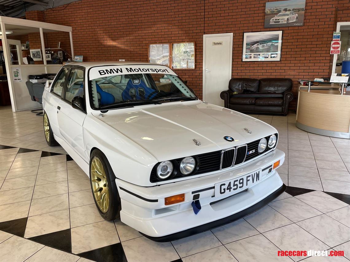 bmw-e30-m3-trackrace-car