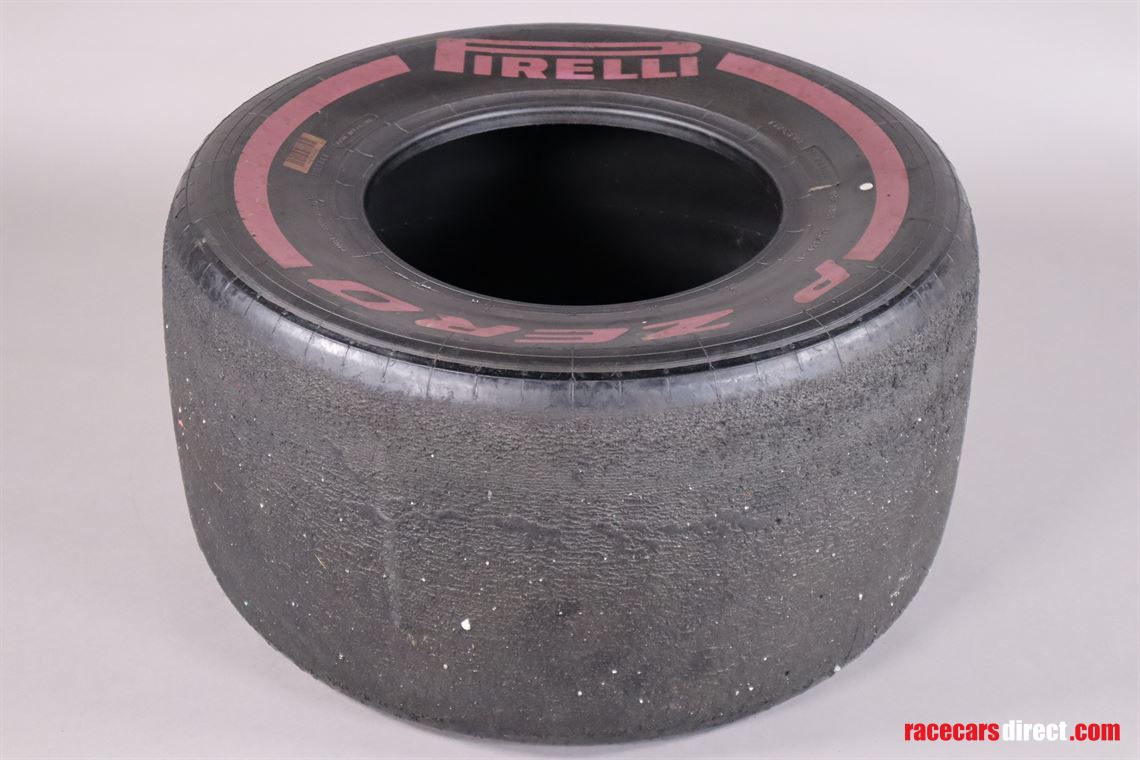 formula-1-pirelli-slick-tire