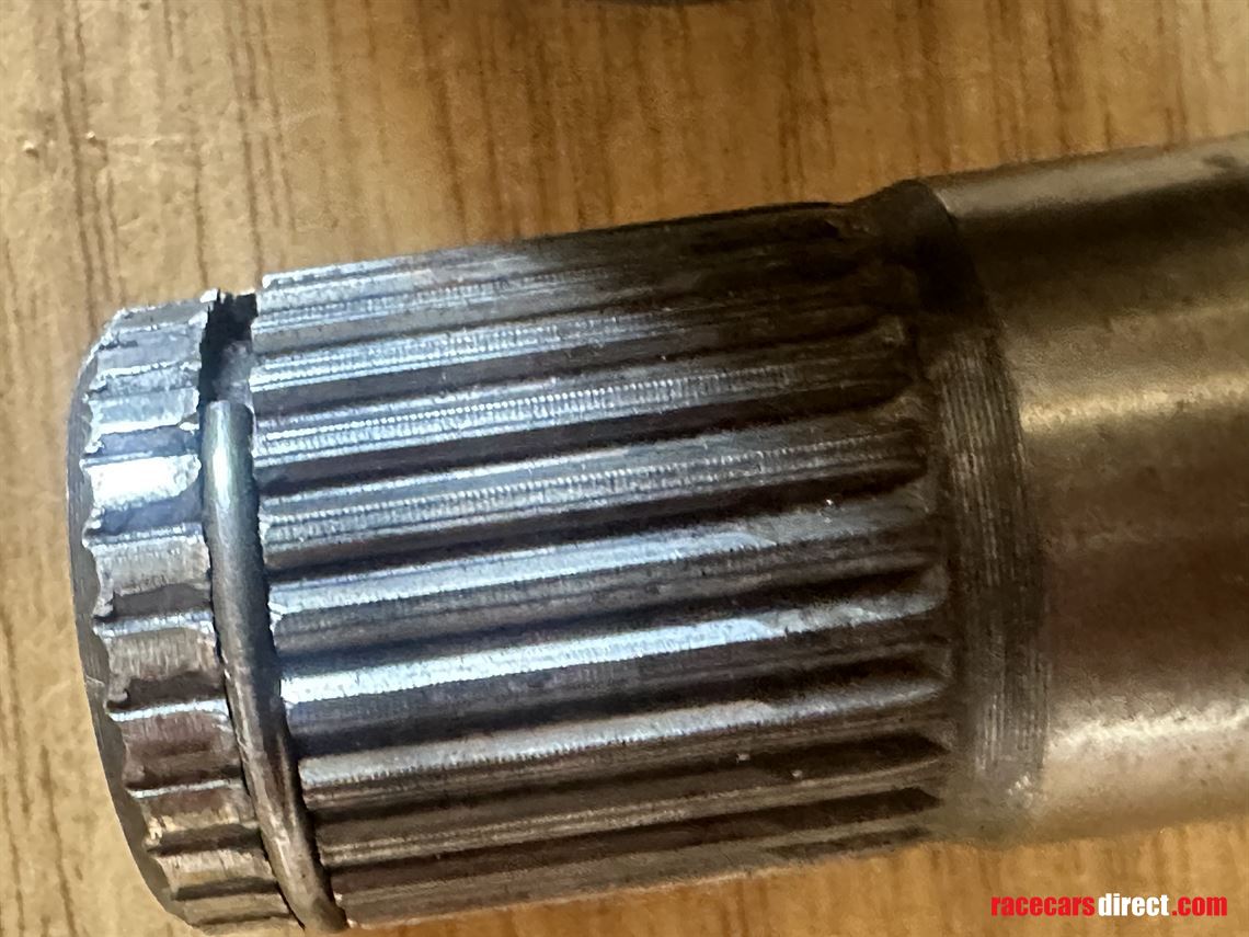 ginetta-g50-g55-differential-output-shaft-fla