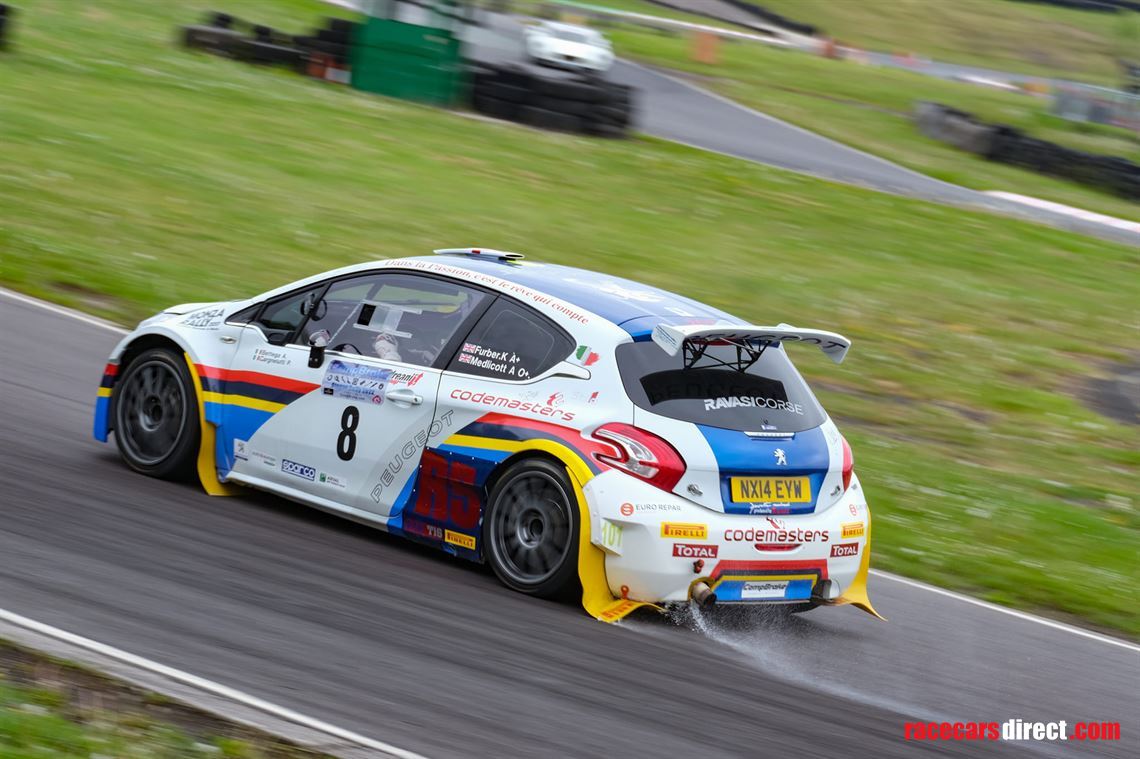 2014-peugeot-208-r5-t16-evo-2