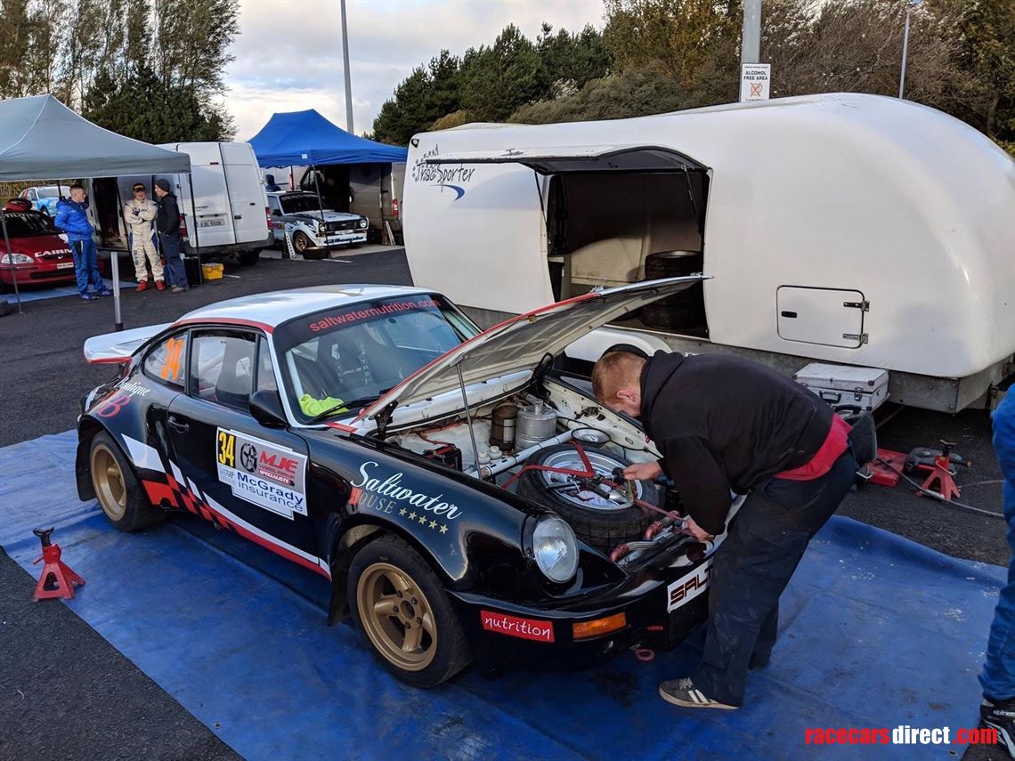 1975-porsche-911-rally-car