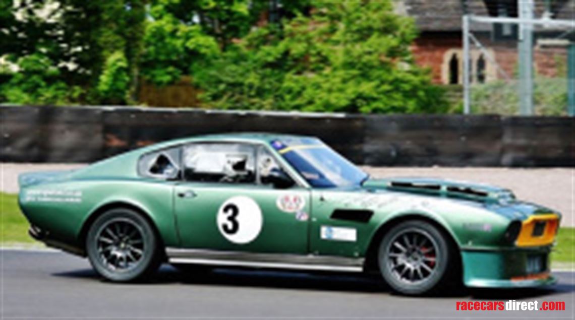 aston-martin-v8-racecar