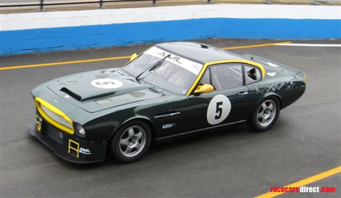 aston-martin-v8-racecar