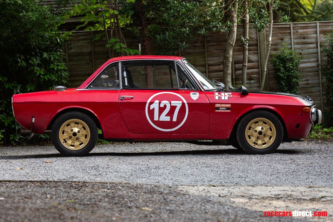 1968-lancia-fulvia-hf-rally-car-1600