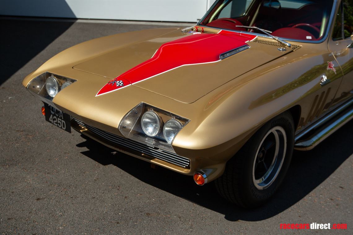 1965-chevrolet-corvette-c2-sting-ray-fia-race