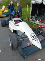 oms-sf2-pr-single-seater