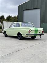 1963-mk1-ford-cortina-race-car