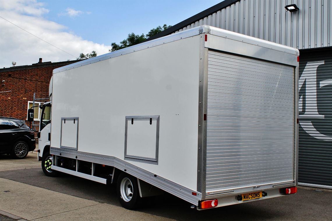 isuzu-n75190-e6-75-tone-enclosed-car-transpor